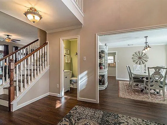 313 Winding Oak Ln S — Photo 18