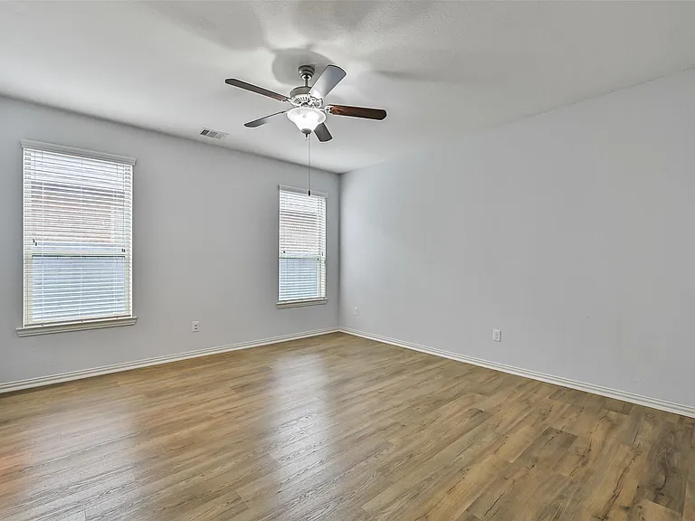 4511 Apple Point Ln — Photo 21