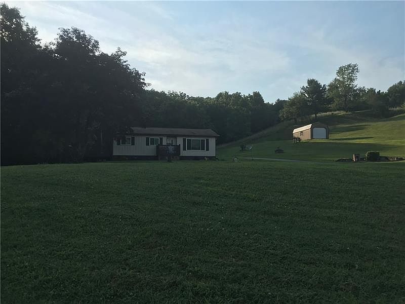 1st image of 135 Carasea Dr