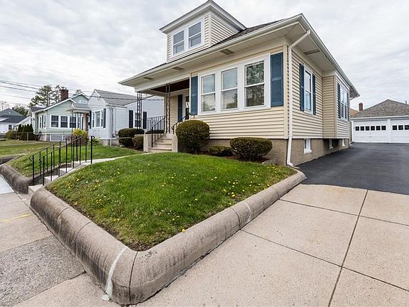 4th image of 31 Grosvenor Ave