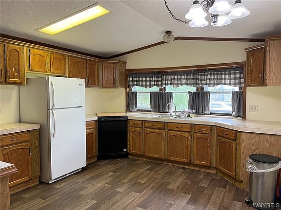 2nd image of 361 Birchwood Dr