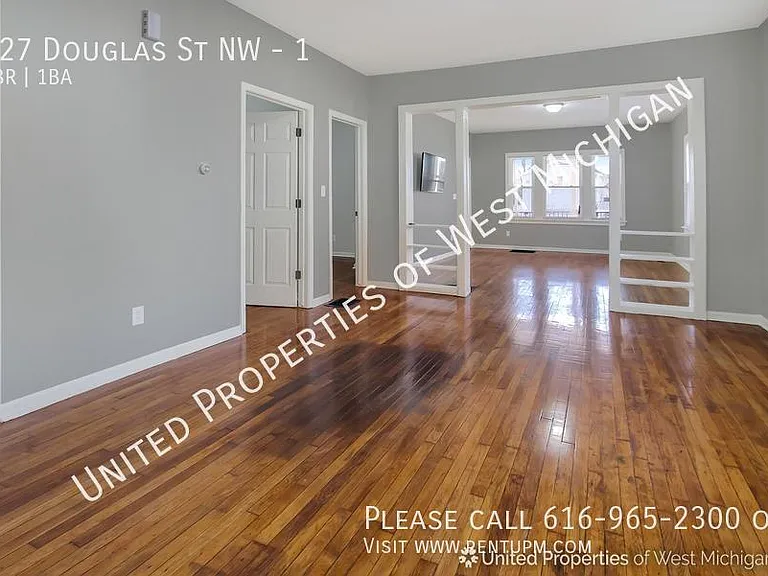 827 Douglas St NW #1 — Photo 9
