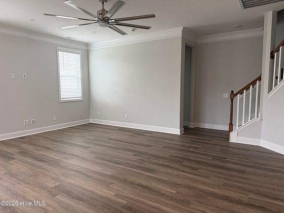 4th image of 555 Watauga Lane