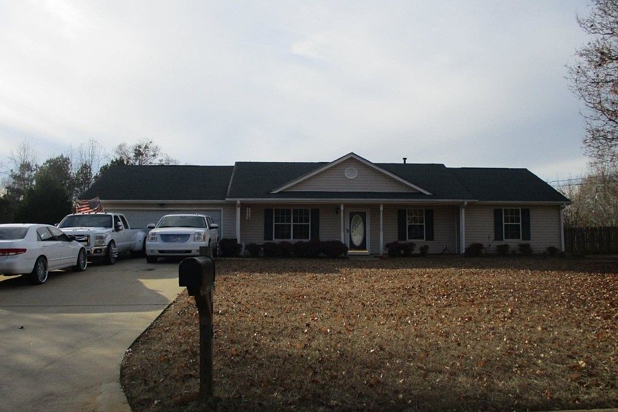 1st image of 186 Floresta Dr