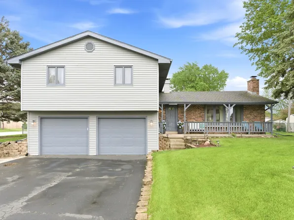 16123 S Peerless Dr, Plainfield, IL 60586
