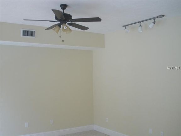 5th image of 301 Lake Nell Ct