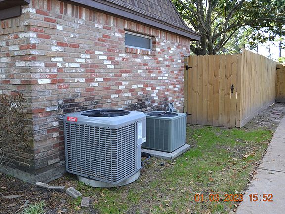 4th image of 22830 Spatswood Ln