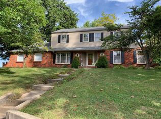 739 N Lake Dr, Marshall, MO 65340