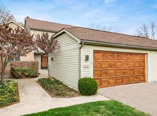 1158 Strathaven Dr N, Worthington, OH 43085