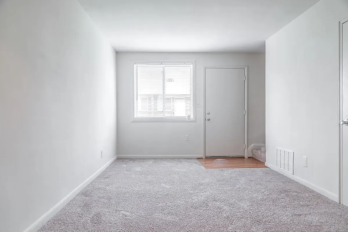 2 bed, 650 sqft, $1,159 — Photo 3