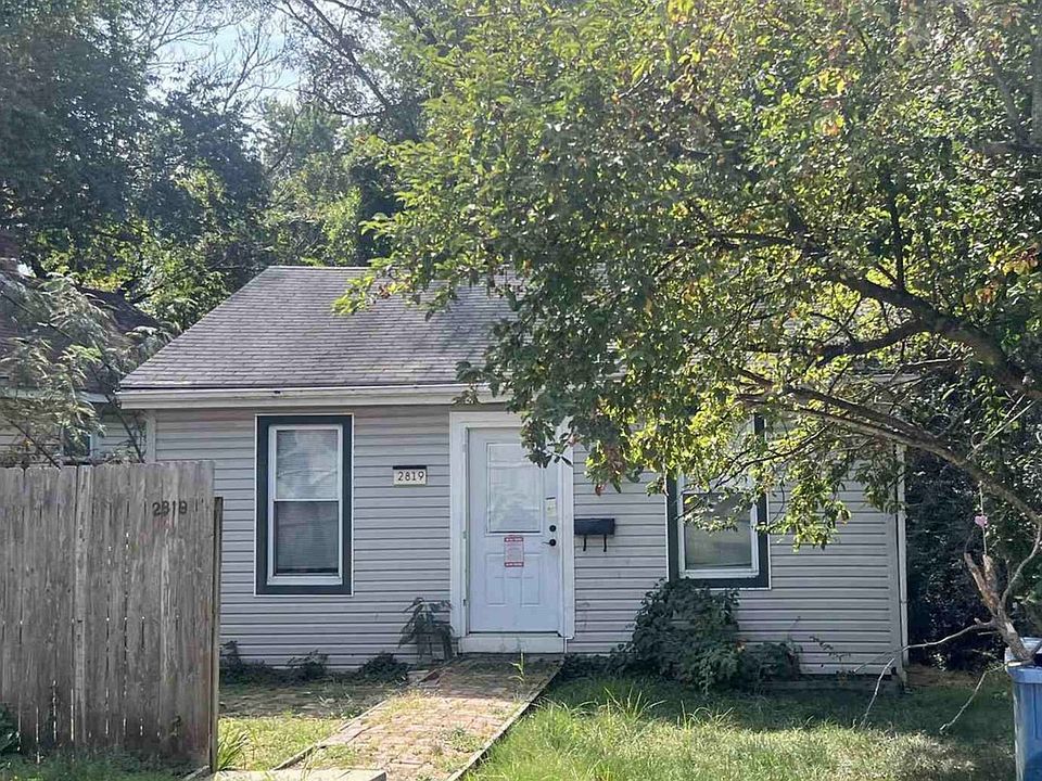 1st image of 2819 Sanford Ave
