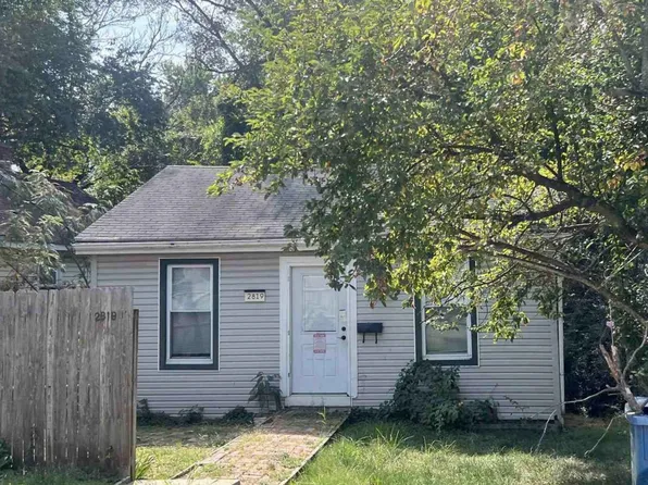 2819 Sanford Ave, Alton, IL 62002