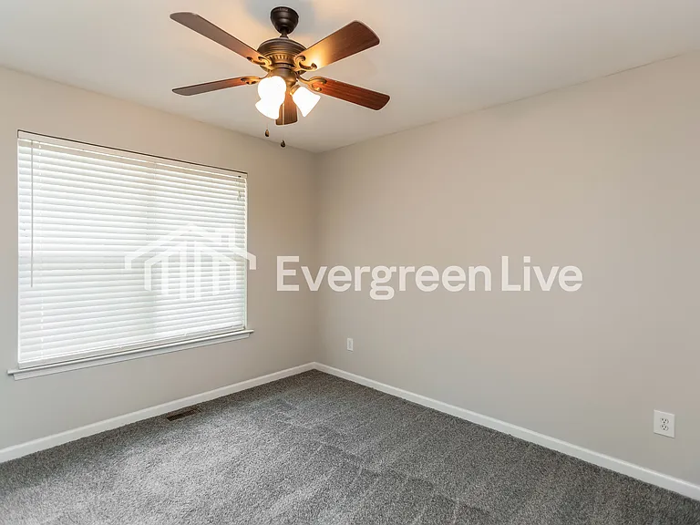 104 Battle Gate Ln — Photo 8