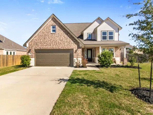 13510 Fallbrook Cir, Mont Belvieu, TX 77535