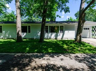 2753 Briarwood Rd, New Albany, IN 47150
