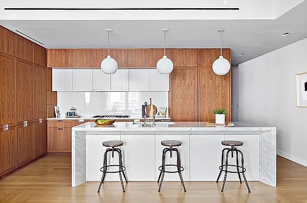 1st image of 1289 Lexington Ave APT 11A