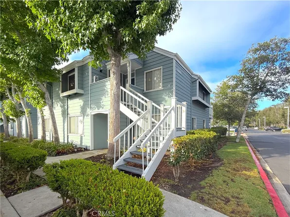 6008 Bixby Village Dr APT 42, Long Beach, CA 90803
