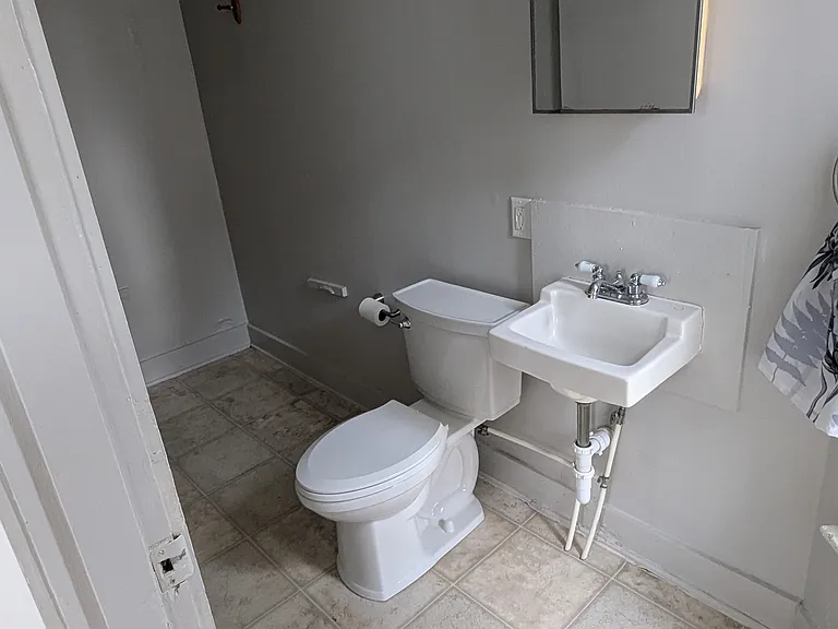118 Linden Ave #118 — Photo 8