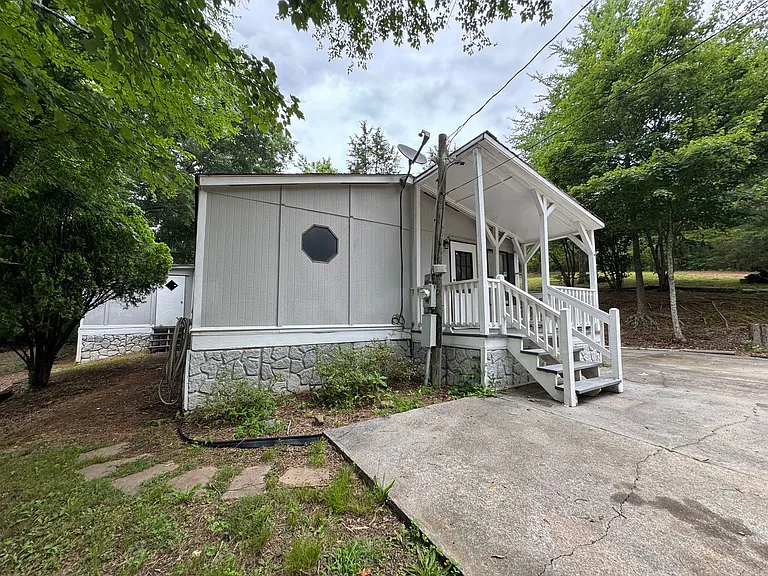 1140 Rome Rd SW — Photo 2