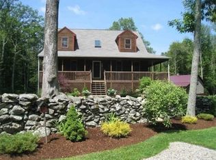 985 Glebe St, Taunton, MA 02780