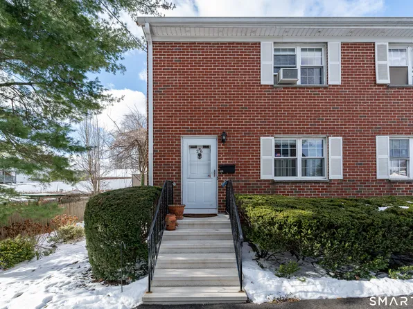 240 Wardwell Street APT 26, Stamford, CT 06902