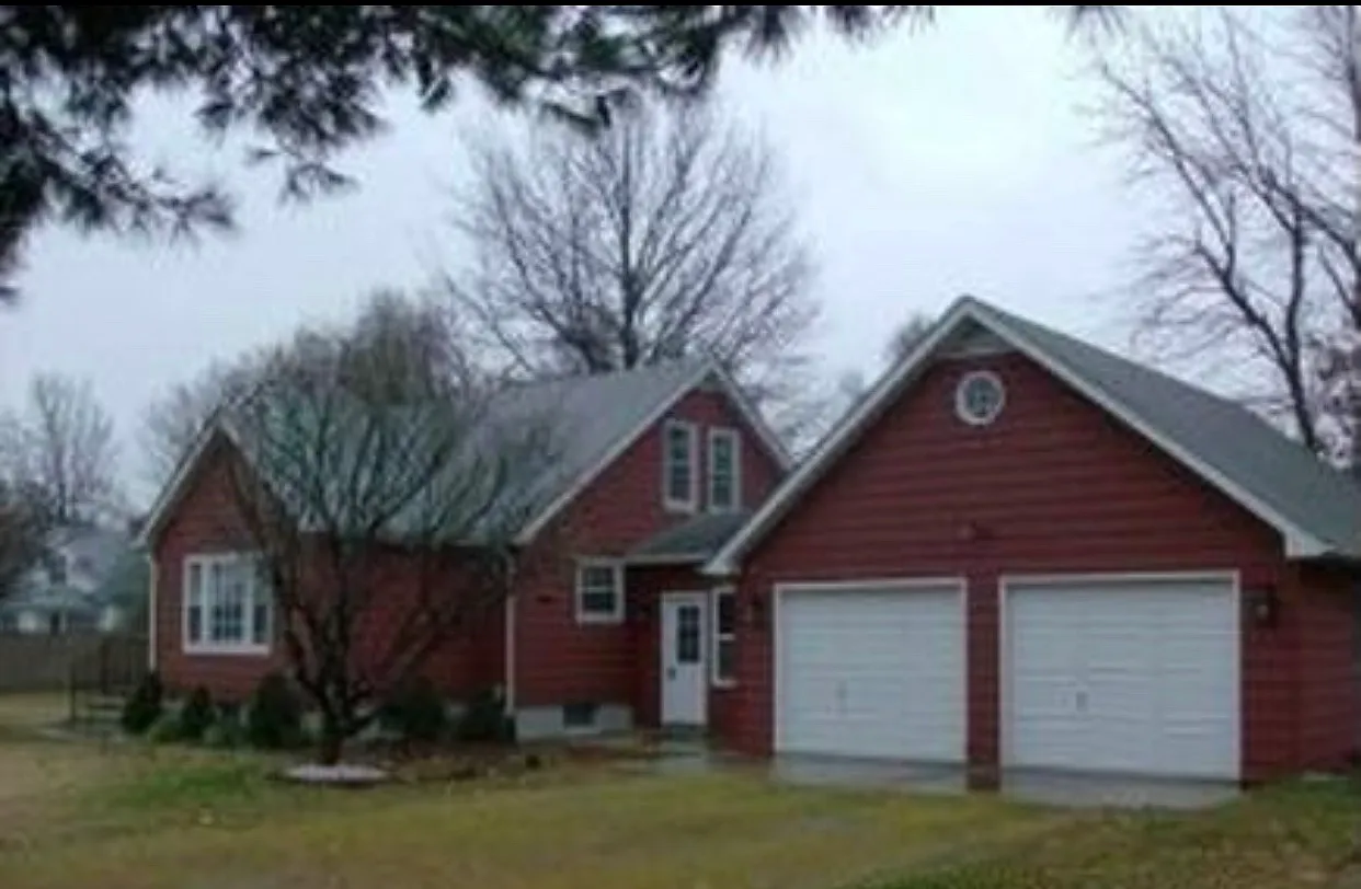 3727 Cedar View Ln photo 1