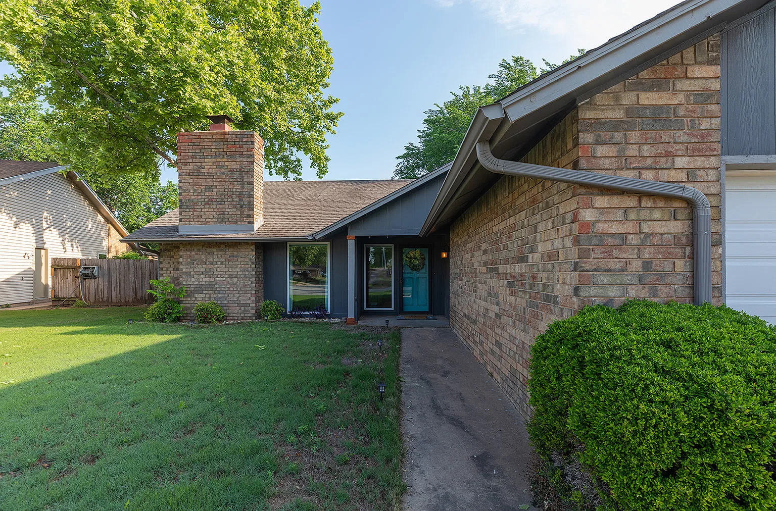 3 bed, 1464 sqft, $1,600 — Photo 2