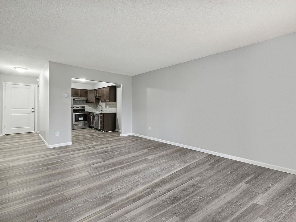 Maple Manor 1250 E West Maple Rd Walled Lake MI Zillow