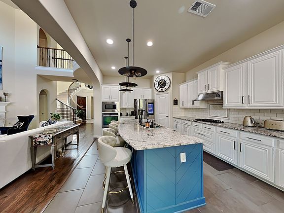 3rd image of 7312 Plumas Pl