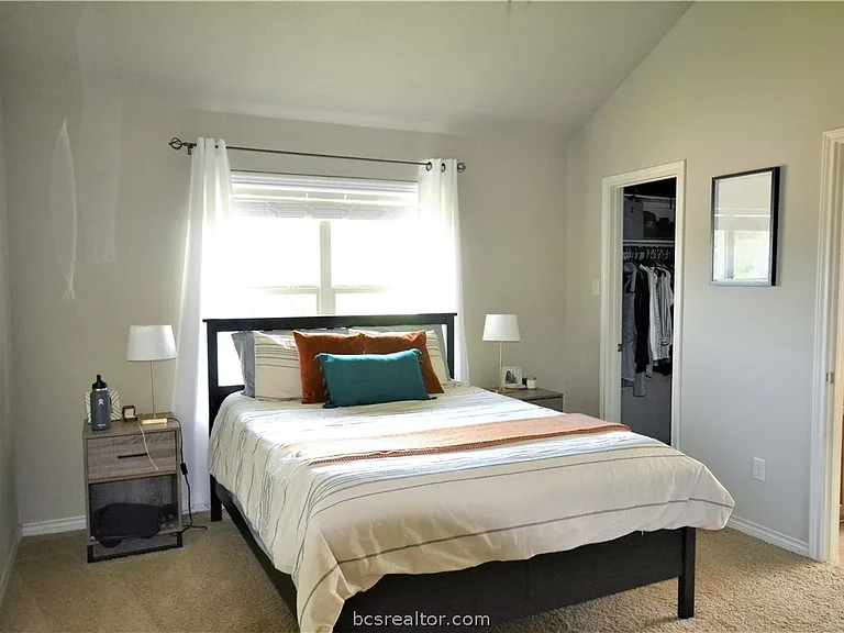 2814 Silver Oak Dr — Photo 6