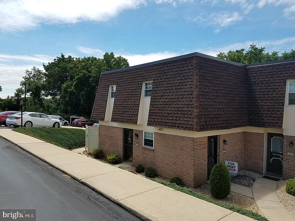 1st image of 2 Alpine Ct Unit B