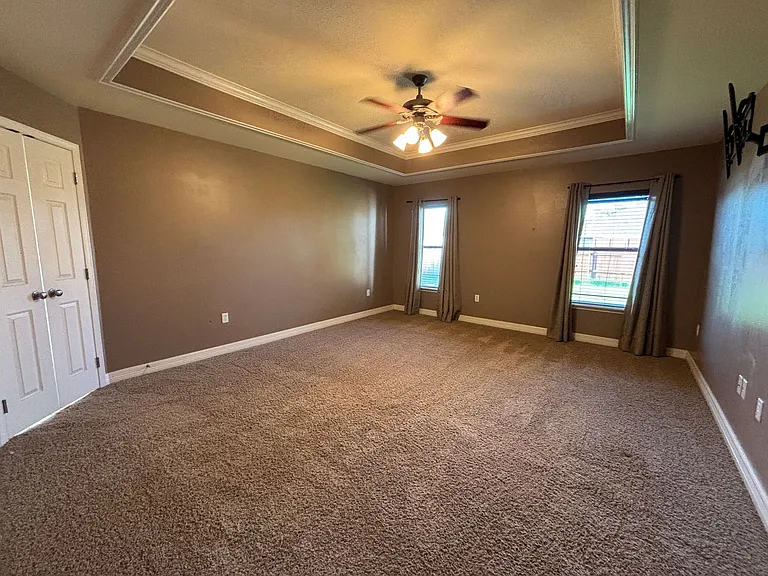 2218 Shumark Trl — Photo 16