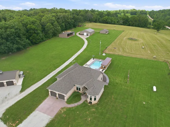 833 State Route Am, Cabool, MO 65689