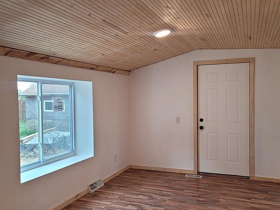 5th image of 615 13th St