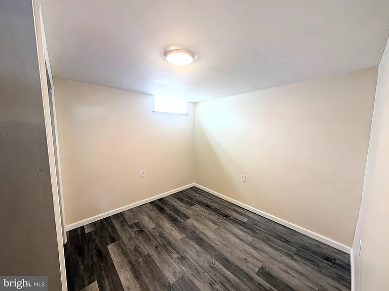 1834 S 28th St — Photo 20