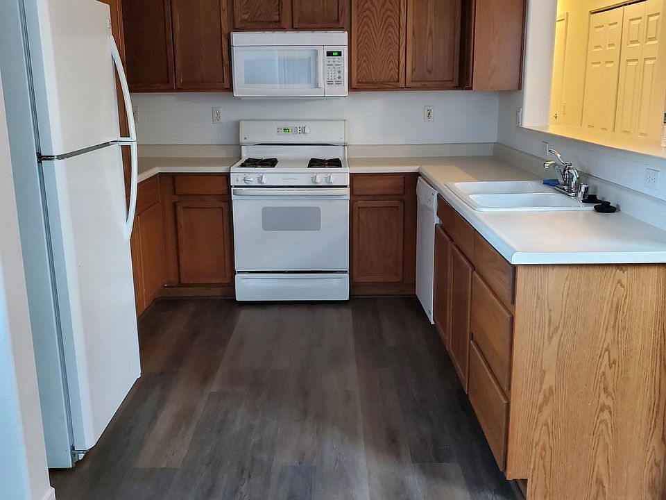 1st image of 5481 Desert Peach Dr