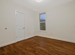 60-13 68th Ave #2, Ridgewood, NY 11385