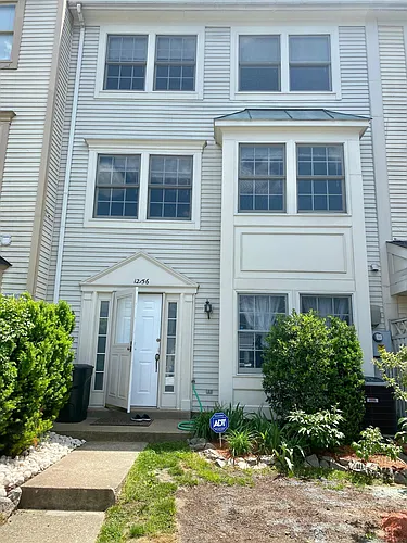 12156 Salemtown Dr Photo 1