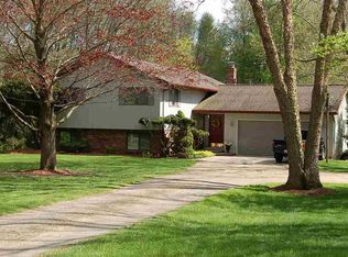 7555 King Rd, Spring Arbor, MI 49283