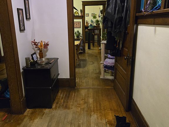 5th image of 530 E Burleigh St #1