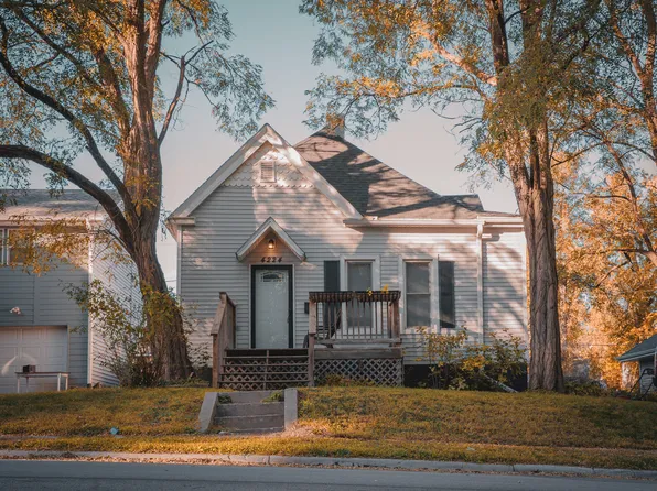 4224 Patrick Ave, Omaha, NE 68111