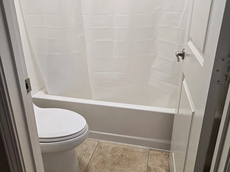 523 Hart Dr #15 — Photo 6