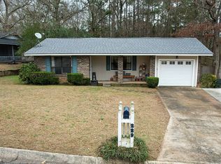 229 Randy Cir, Warner Robins, GA 31088
