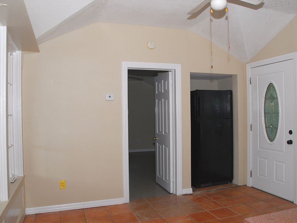 1st image of 1888 Karolina Ave