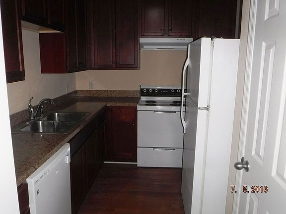5th image of 2111 S Meridian St APT A