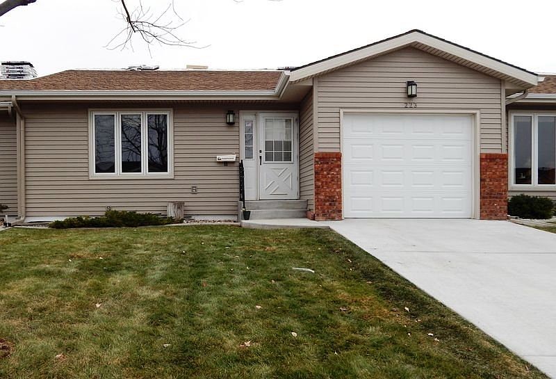 For Sale: 223 Washington Street, Spearfish, SD 57783