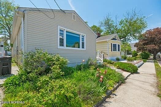 2nd image of 136 Inskip Avenue