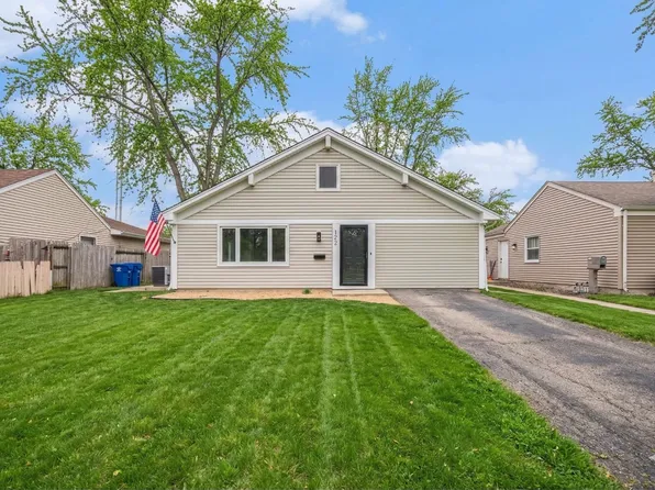 122 Longbeach Rd, Montgomery, IL 60538