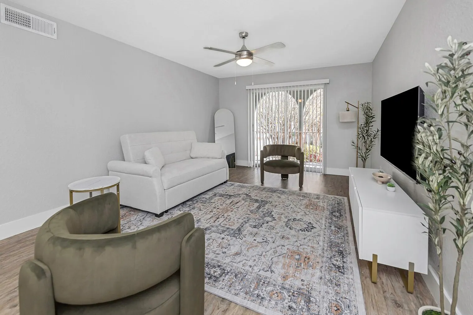 2 bed, 1.0 bath, $3,602 — Photo 1