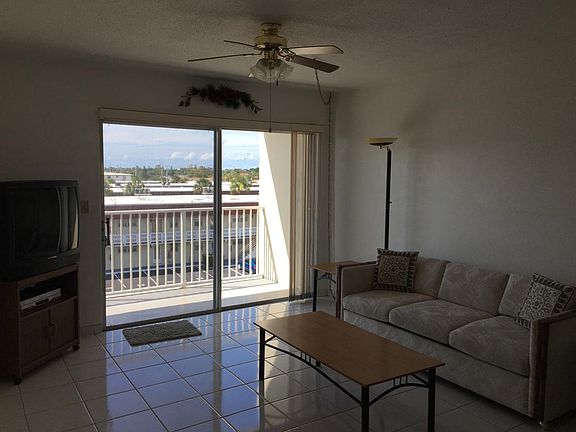 3rd image of 2711 N Halifax Ave APT 471